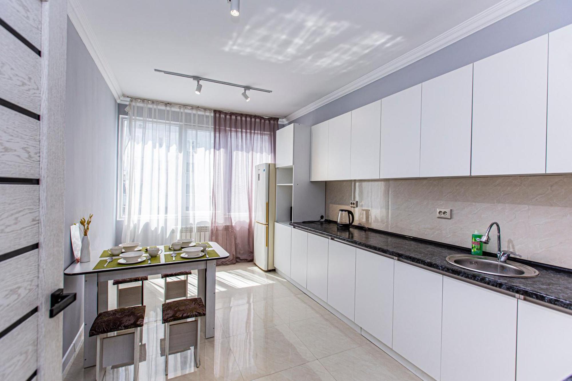 Udobnaya 2 Comnatnaya Quartira V Centre Almaty Apartment ภายนอก รูปภาพ